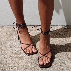 Princess Polly Calilie Heels in brown | US 7